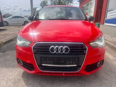 Używany Audi A1 Ambition 122 KM (89 kW) 2011 Czerwony Hatchback