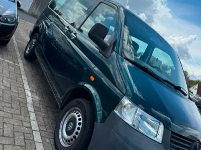 Gebraucht VW Multivan 140 PS (102 kW) 2006 Grün Van / Kleinbus