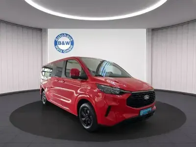 Usata Ford Tourneo Custom 136 CV (100 kW) 2025 Rosso Furgone
