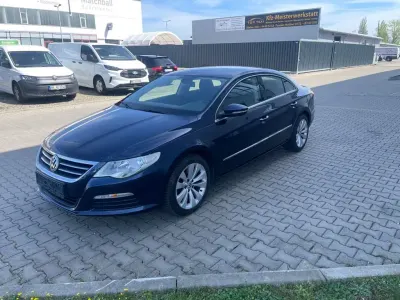 Gebraucht VW Passat 160 PS (117 kW) 2011 Blau Limousine