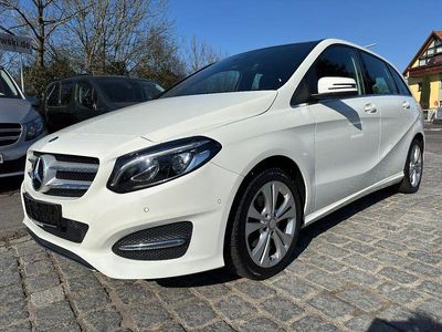 Gebraucht Mercedes B220 Urban 184 PS (135 kW) 2015 Weiß Van / Kleinbus