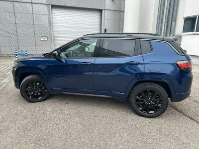 Gebraucht Jeep Compass 179 PS (131 kW) 2022 Blau SUV