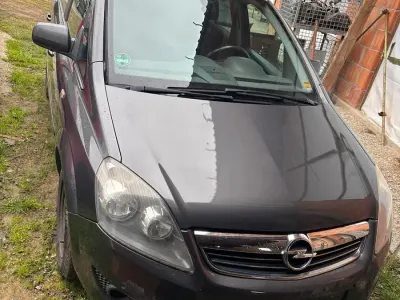 Gebraucht Opel Zafira 140 PS (102 kW) 2010 Grau Van / Kleinbus