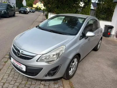 Gebraucht Opel Corsa Satellite 69 PS (50 kW) 2011 Silber Kleinwagen
