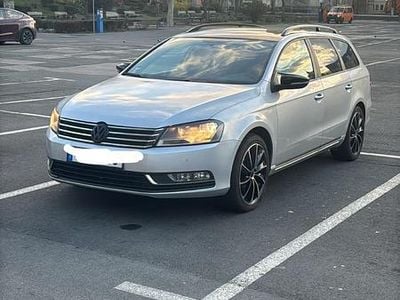 Gebraucht VW Passat 140 PS (102 kW) 2014 Grau Kombi