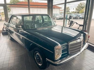 Gebraucht Mercedes 230 70 PS (51 kW) 1975 Blau Limousine