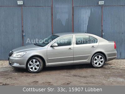 Gebraucht Skoda Octavia Ambiente 122 PS (89 kW) 2009 Beige Limousine