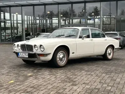 Używany Jaguar XJ6 169 KM (124 kW) 1976 Biały Sedan/Limuzyna