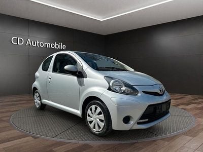 Gebraucht Toyota Aygo Cool 68 PS (50 kW) 2013 Silber Kleinwagen