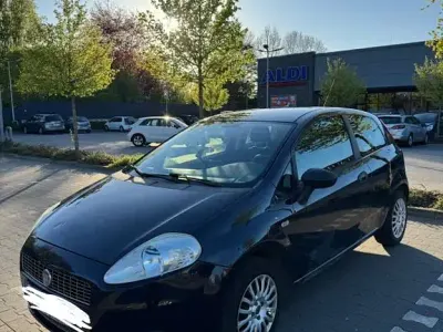 Usata Fiat Punto Dynamic 65 CV (47 kW) 2009 Blu Utilitaria