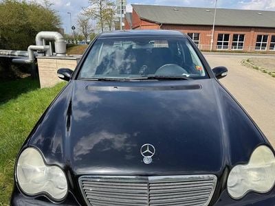 Mercedes C180