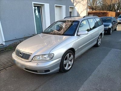 Gebraucht Opel Omega Design Edition 218 PS (160 kW) 2001 Silber Kombi