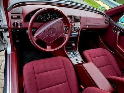Gebraucht Mercedes C180 122 PS (89 kW) 1996 Grün Limousine