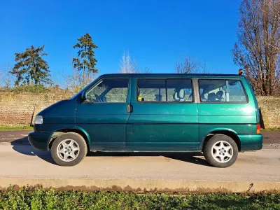 Gebraucht VW Caravelle 140 PS (102 kW) 1998 Grün Van