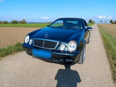 Gebraucht Mercedes CLK230 Avantgarde 197 PS (144 kW) 2001 Schwarz Cabrio
