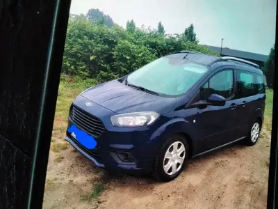 Gebraucht Ford Tourneo Courier Ambiente 101 PS (74 kW) 2019 Blau Van / Kleinbus