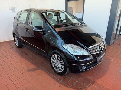 Second-hand Mercedes A170 Elegance 116 CP (85 kW) 2009 Negru Berlinǎ