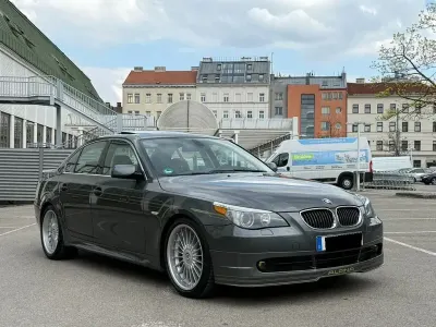 Gebraucht BMW 530 231 PS (169 kW) 2005 Grau Limousine