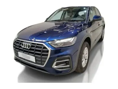Używany Audi Q5 Ambiente 204 KM (150 kW) 2023 Niebieski SUV