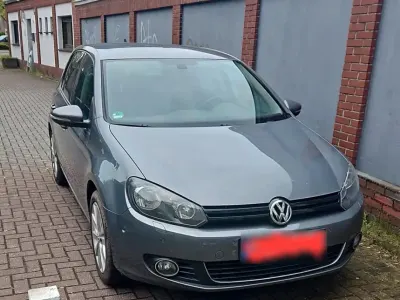Gebraucht VW Golf VI 122 PS (89 kW) 2011 Grau Kleinwagen