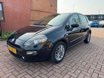 Gebraucht Fiat Punto Evo 84 PS (61 kW) 2012 Schwarz Kleinwagen