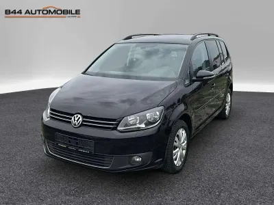 Gebraucht VW Touran 105 PS (77 kW) 2011 Deep black perleffekt Van / Kleinbus