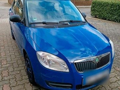 Gebraucht Skoda Fabia Classic 60 PS (44 kW) 2010 Blau Limousine