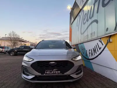 Gebraucht Ford Focus ST-Line X 155 PS (114 kW) 2024 Polarsilber Kombi