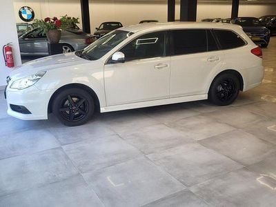 Gebraucht Subaru Legacy 150 PS (110 kW) 2013 Weiß Kombi