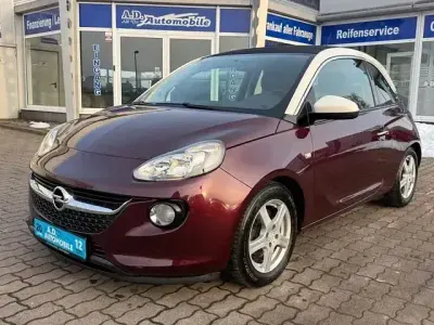 Używany Opel Adam Open Air 125 KM (91 kW) 2015 Purpurowy Hatchback