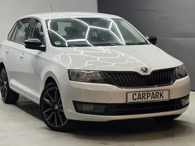 Używany Skoda Rapid Active 90 KM (66 kW) 2015 Biały Hatchback