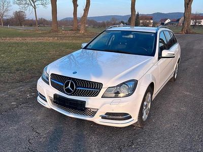 Weiß Gebraucht 2013 Mercedes C250 Kombi | 12.950 € (Teuer)