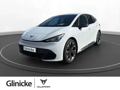 Używany Cupra Born 169 kW (231 KM) 2024 Biały Hatchback