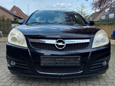 Usata Opel Vectra 150 CV (110 kW) 2006 Nero Station wagon