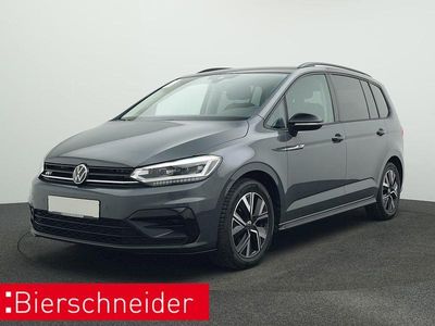 Grau Gebraucht 2024 VW Touran Highline Van / Kleinbus | 34.790 € (Fairer Preis)