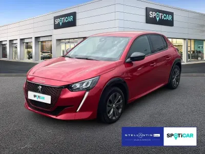 Gebraucht Peugeot e-208 Allure 100 kW (136 PS) 2022 Rot Kleinwagen