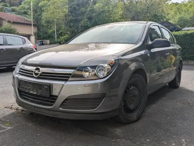 Gebraucht Opel Astra Sport 120 PS (88 kW) 2005 Grau Limousine