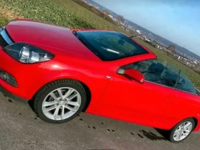 Gebraucht Opel Astra Cabriolet Cosmo 140 PS (102 kW) 2006 Rot Cabrio
