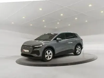 Używany Audi Q4 e-tron Ambiente 194 kW (265 KM) 2023 Szary SUV