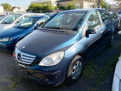 Gebraucht Mercedes B170 115 PS (84 kW) 2006 Blau Van / Kleinbus