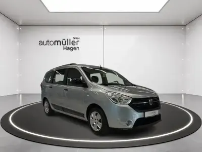 Gebraucht Dacia Lodgy Comfort 102 PS (75 kW) 2019 Highland grey Van / Kleinbus
