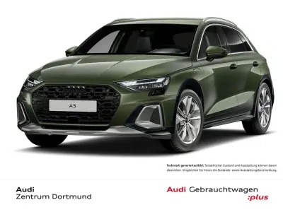 Gebraucht Audi A3 Sport 204 PS (150 kW) 2025 Grün Limousine