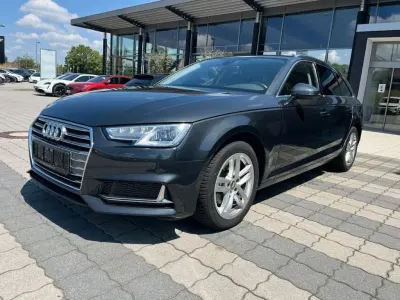 Gebraucht Audi A4 Sport 190 PS (139 kW) 2019 Grau Kombi
