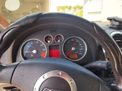 Gebraucht Audi TT Roadster Sport 150 PS (110 kW) 2003 Grau Cabrio