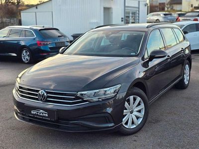 Gebraucht VW Passat 122 PS (89 kW) 2024 Mangangrau metallic Kombi