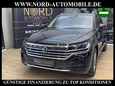 Gebraucht VW Touareg R-line 231 PS (169 kW) 2023 Tamarindenbraun metall (metallic) SUV