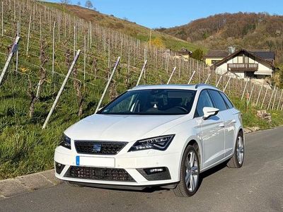 Gebraucht Seat Leon ST XCELLENCE 150 PS (110 kW) 2019 Weiß Kombi