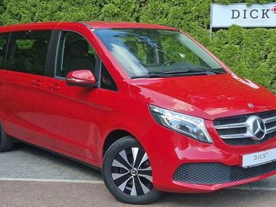 Mercedes V220