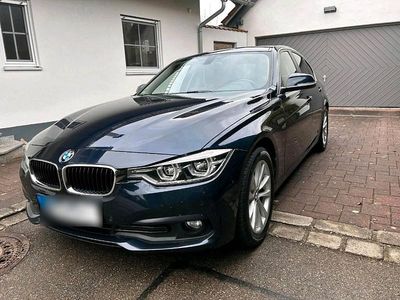 Second-hand BMW 318 150 CP (110 kW) 2017 Albastru Berlinǎ