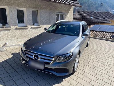 Mercedes E220